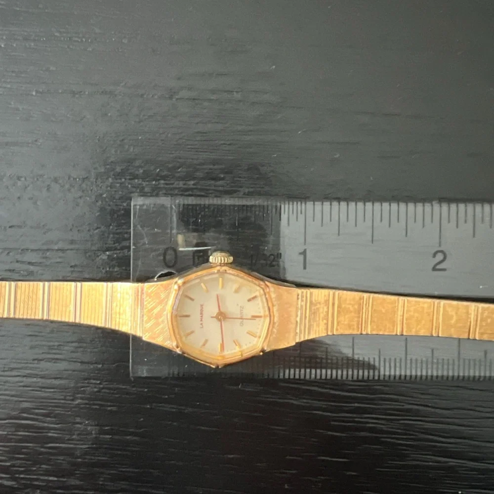 Vintage Gold Skinny / Small Watch